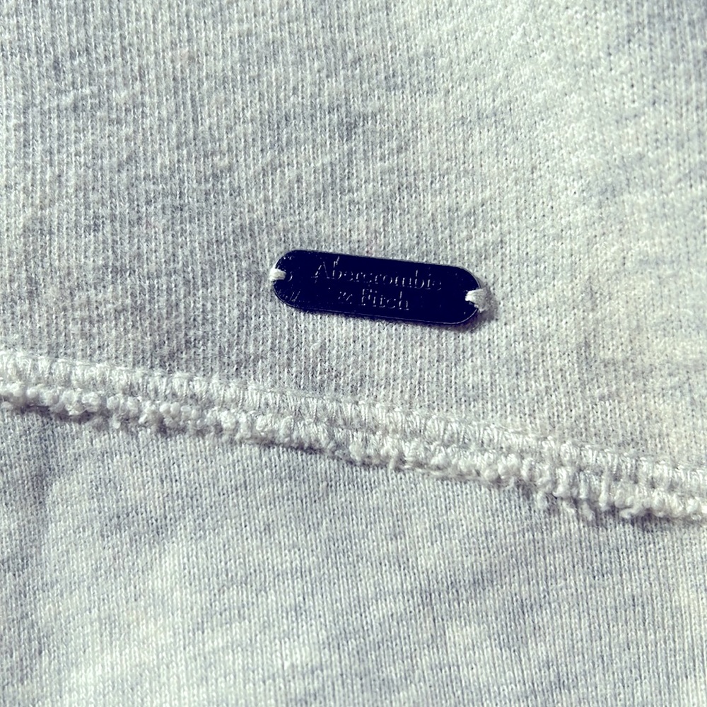 A&F Sweatshirt - Picture 5 of 7